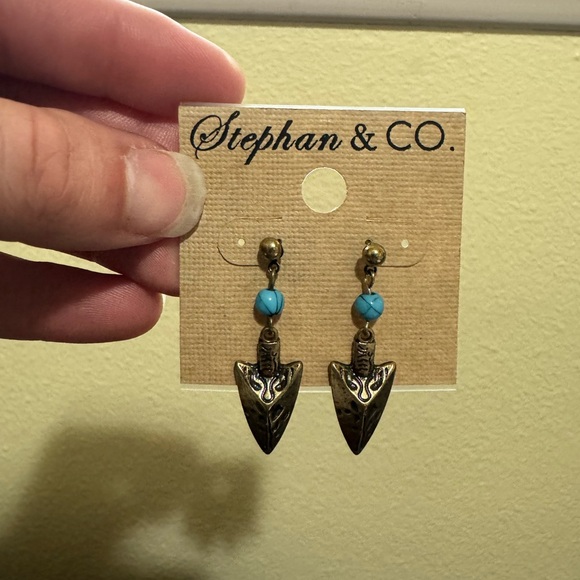 Stephan & CO Arrowhead Turquoise Earrings - New - Picture 3 of 6